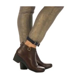 Clarks Malia Hawthorn Brown Leather Ankle Boots 8
